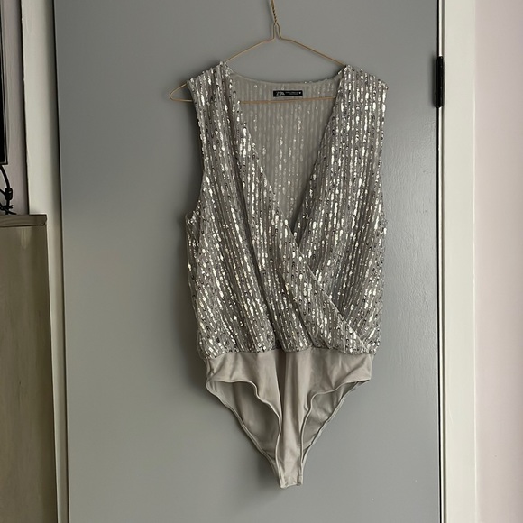Zara Tops Nwot Zara Sequin Bodysuit Size M Poshmark